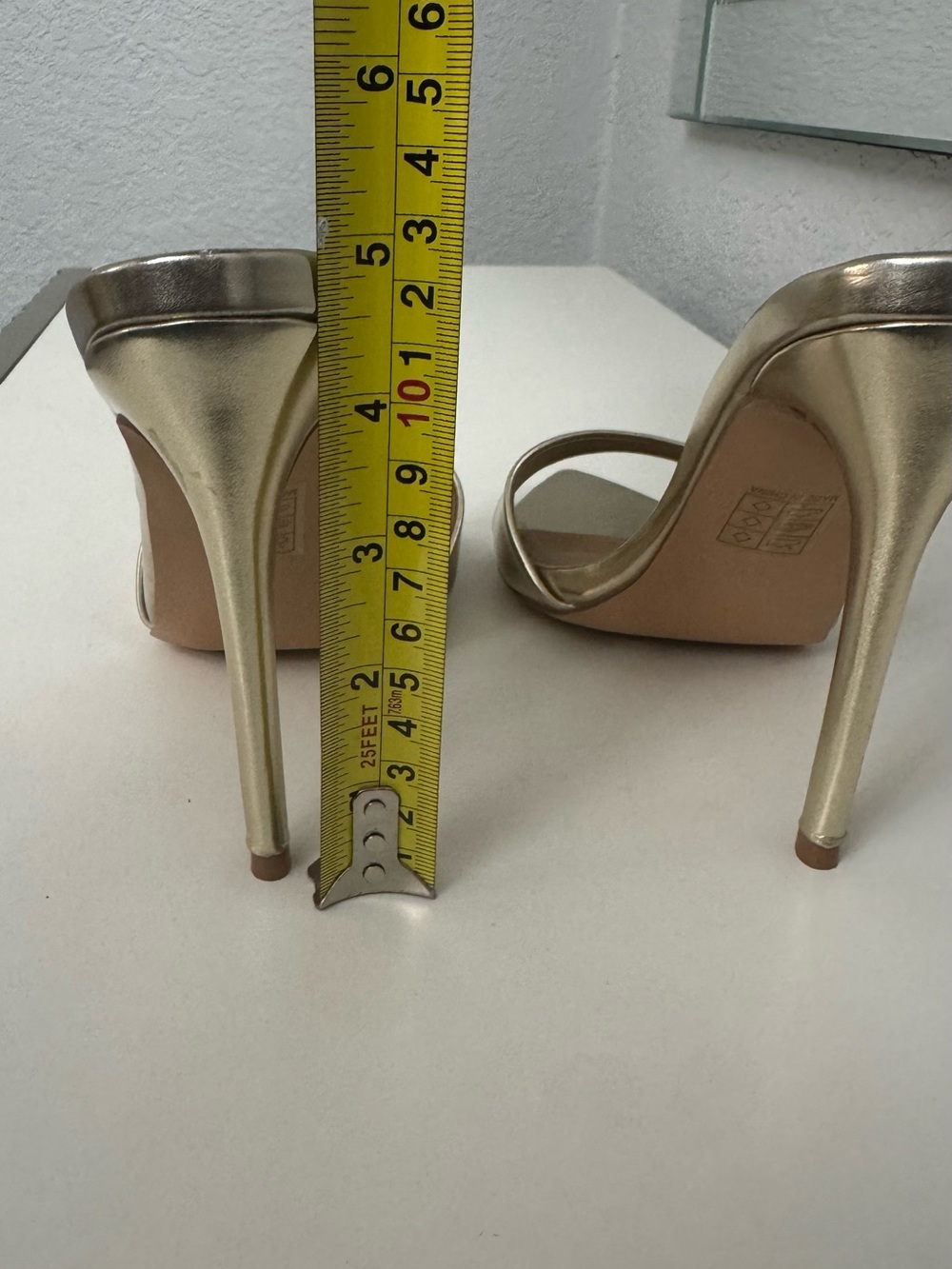 Fashion Nova Metallic Gold Pointed Toe Stiletto Mules - Picture 3 of 3